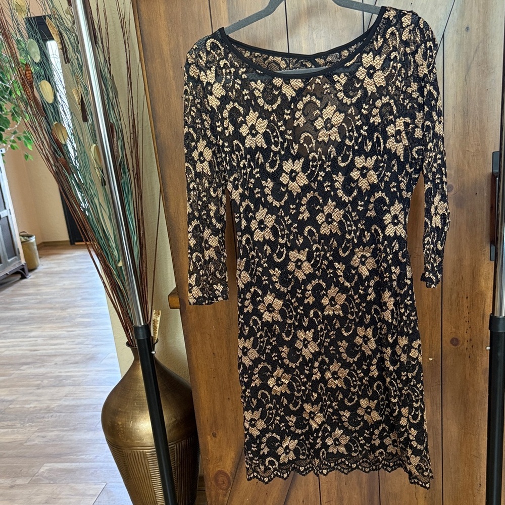 Almost Famous Black and Tan Lace Dress